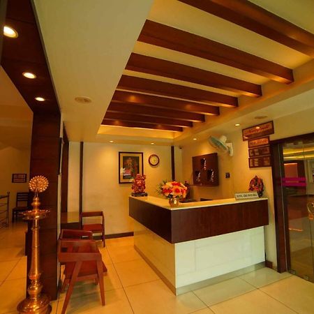 Lalitha Inn Ґуруваюр Екстер'єр фото