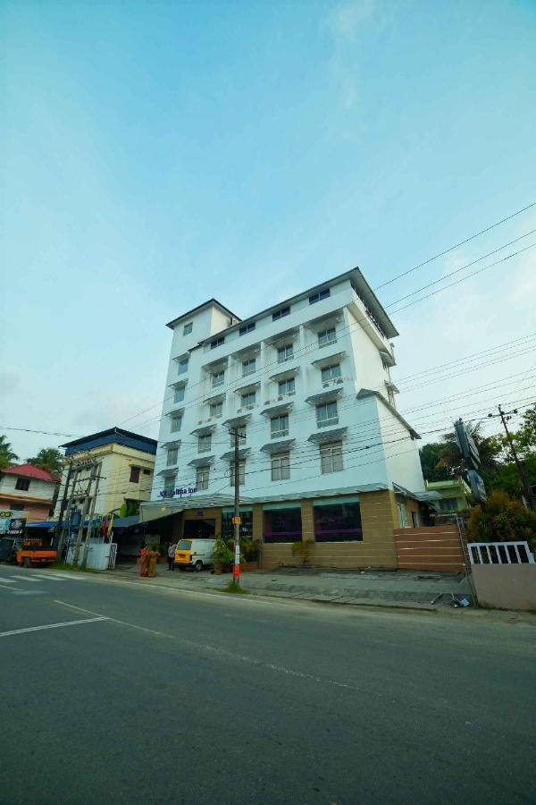 Lalitha Inn Ґуруваюр Екстер'єр фото