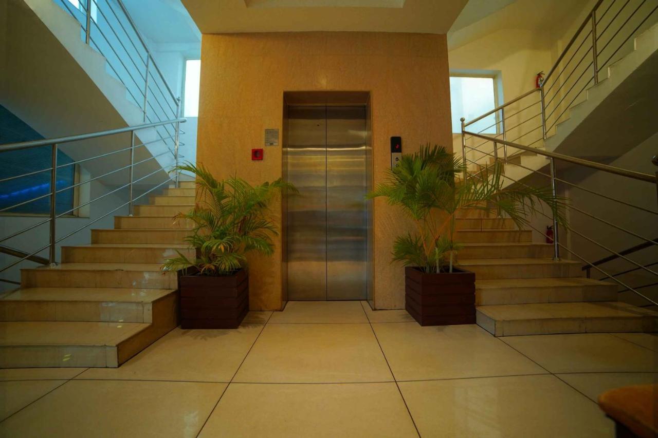 Lalitha Inn Ґуруваюр Екстер'єр фото