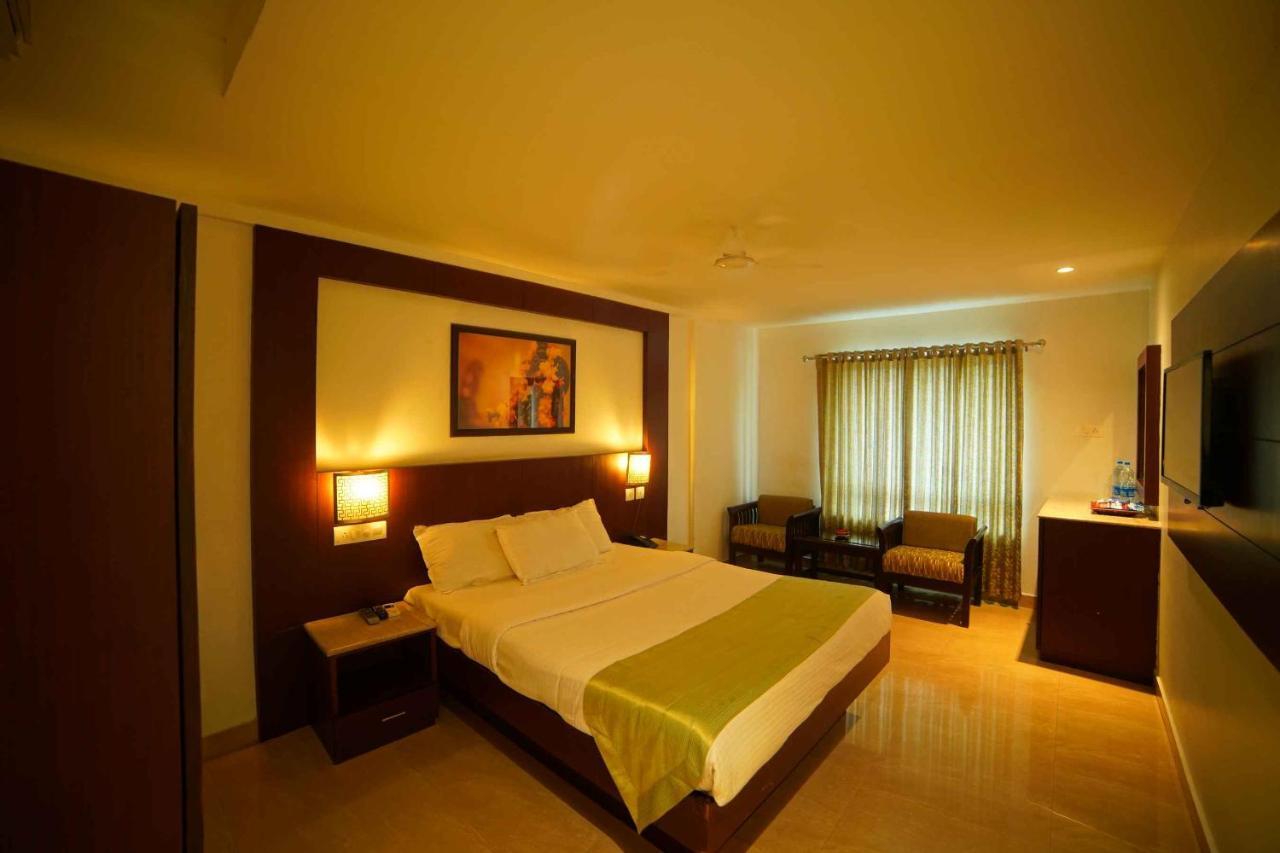 Lalitha Inn Ґуруваюр Екстер'єр фото