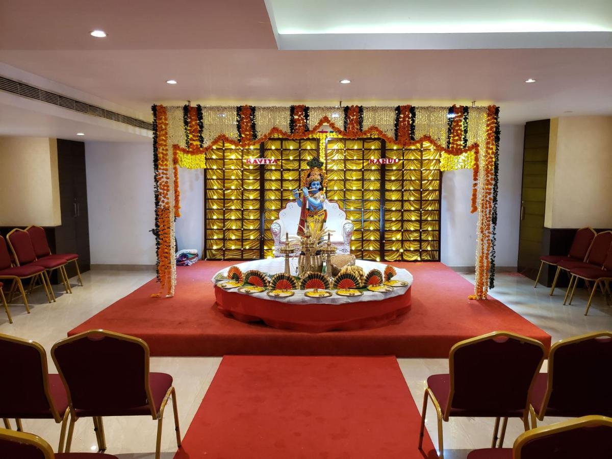 Lalitha Inn Ґуруваюр Екстер'єр фото
